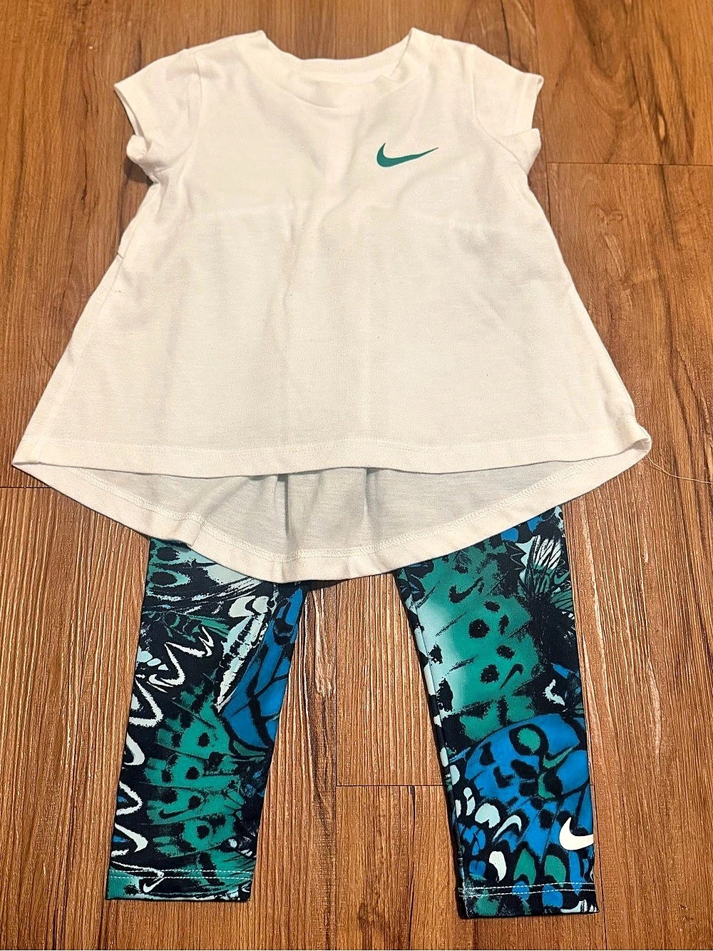 Nike Kids Matching Set in White & Blue